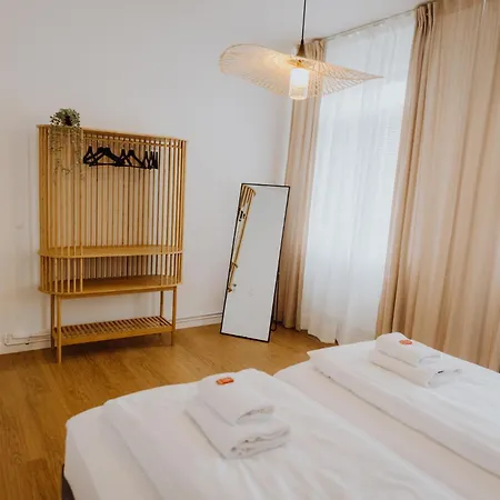 Staylight Penthouse In Der Suedstadt - Luxus Apartment